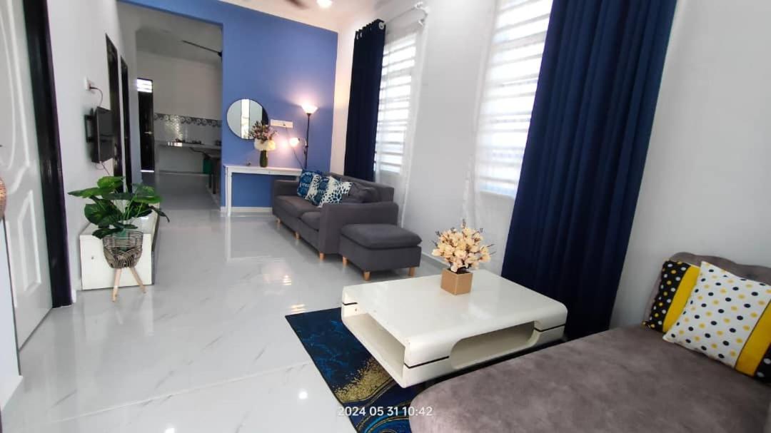 Hadeera Minimalis Family Homestay Kuala Terengganu Exterior foto